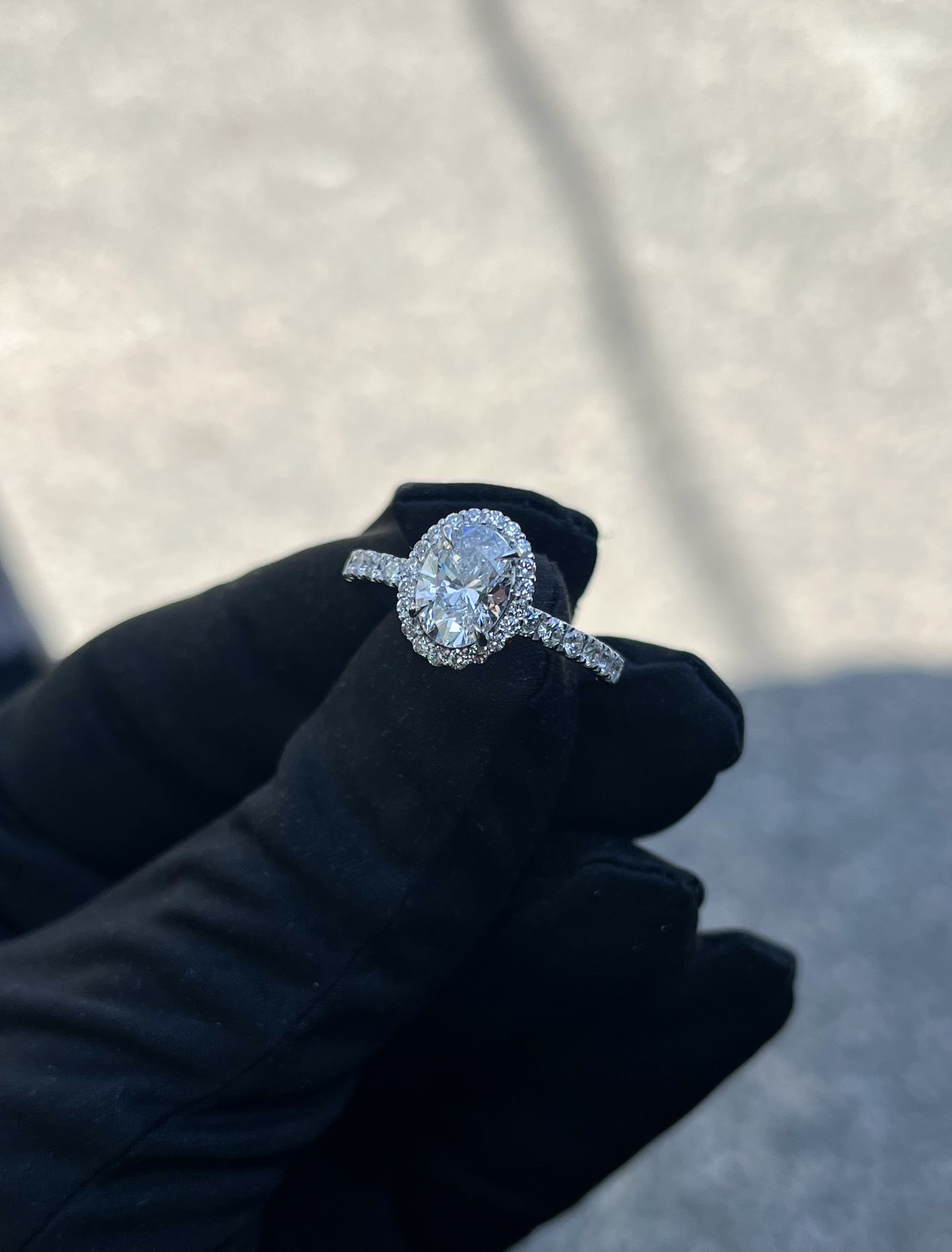 Custom diamond engagement ring